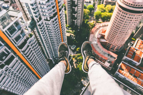 Jual Poster Skyscrapers Legs From 1Z