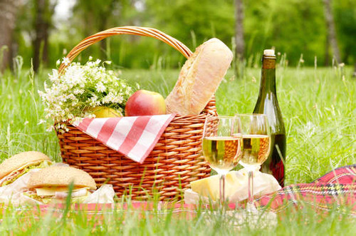 Jual Poster Basket Bottle Bread Glass Grass Picnic Sandwich Still Life Wine Food Picnic APC Jual Poster Basket Bottle Bread Glass Grass Picnic Sandwich Still Life Wine Food Picnic APC