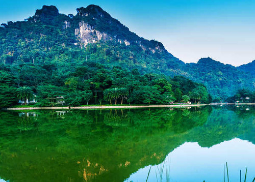 Jual Poster Vietnam Mountains Lake Forests 1Z