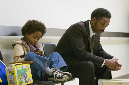 Jual Poster Jaden Smith Will Smith Movie The Pursuit Of Happyness APC Jual Poster Jaden Smith Will Smith Movie The Pursuit Of Happyness APC