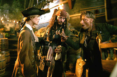 Jual Poster Pirates Of The Caribbean Pirates Of The Caribbean Dead Man's Chest APC009 Jual Poster Pirates Of The Caribbean Pirates Of The Caribbean Dead Man's Chest APC009