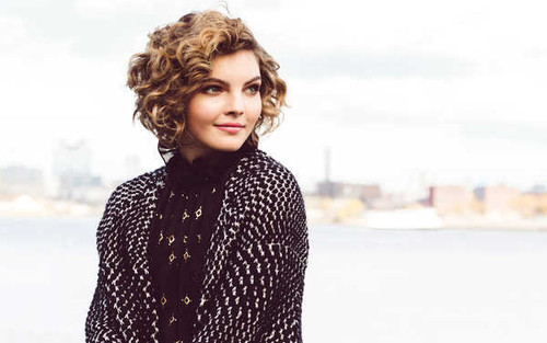 Jual Poster Actresses Camren Bicondova APC001