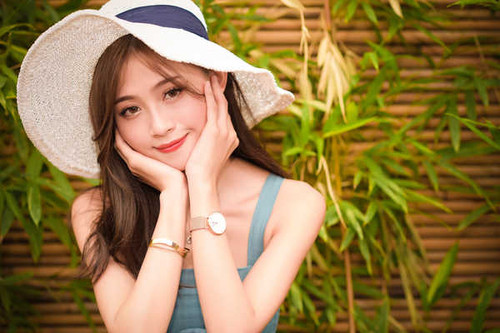Jual Poster Asian Brunette Girl Hat Model Smile Woman Women Asian APC