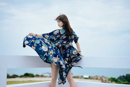 Jual Poster Asian Brunette Girl Model Woman Women Asian APC189