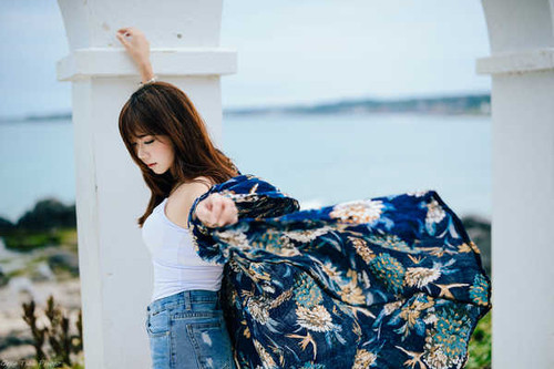 Jual Poster Asian Brunette Girl Model Woman Women Asian APC196