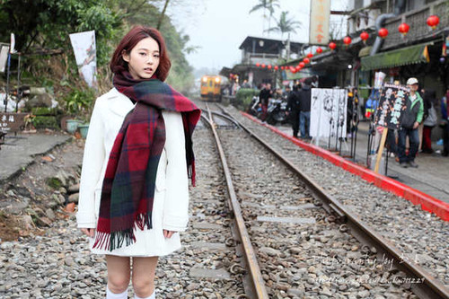 Jual Poster Asian Girl Lín Yu Model Railroad Taiwanese Models Lín Yu APC004