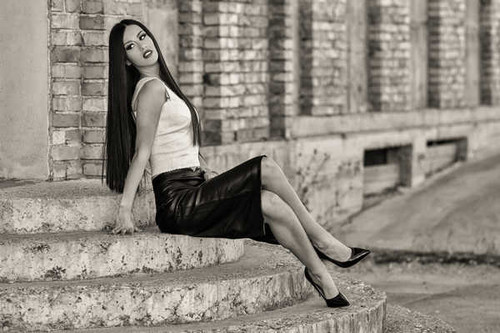 Jual Poster Black & White Face Girl Legs Skirt Stairs Style Models Model APC