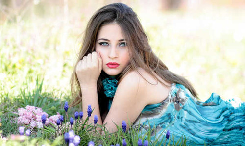 Jual Poster Brunette Flower Girl Model Women Mood APC