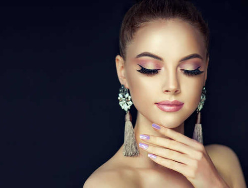Jual Poster Earrings Makeup Model Woman Models Model APC Jual Poster Earrings Makeup Model Woman Models Model APC