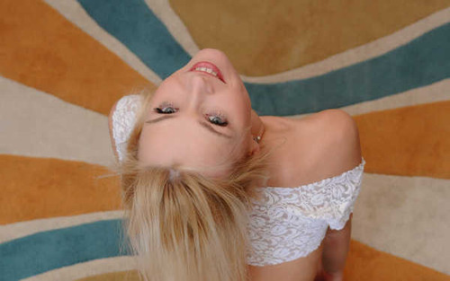 Jual Poster Models Model APC064