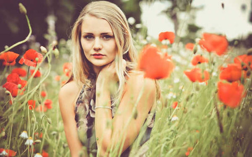 Jual Poster Models Model APC090