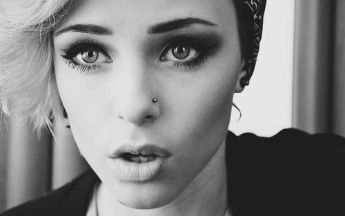 Jual Poster Models Model APC251