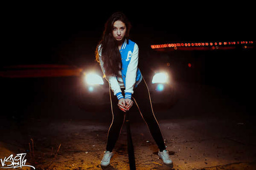 Jual Poster Models Model APC423