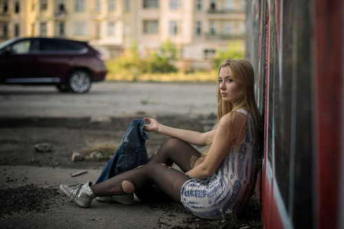 Jual Poster Models Model APC705