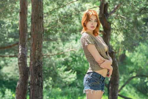 Jual Poster Models Model APC756