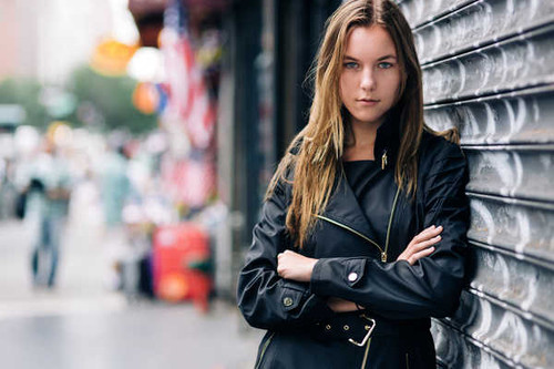 Jual Poster Models Model APC784