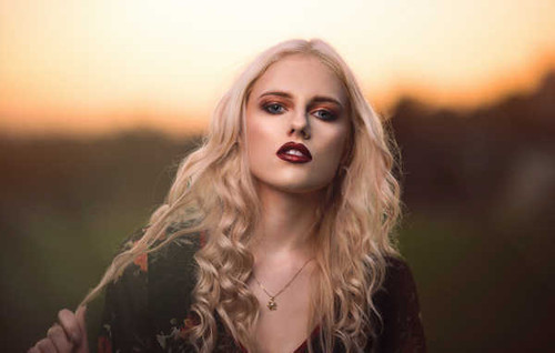 Jual Poster Models Model APC1044