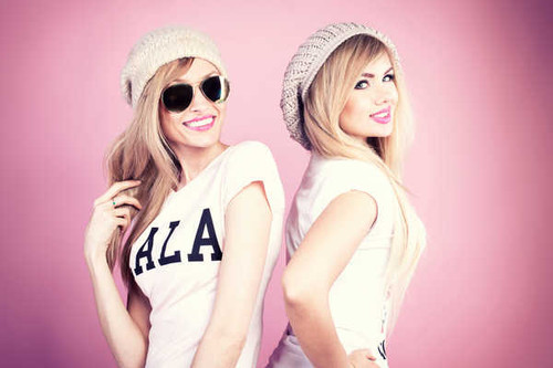 Jual Poster Models Model APC1102