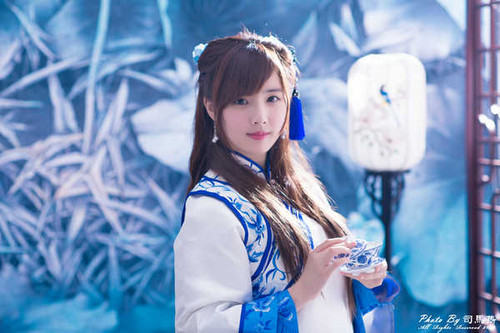 Jual Poster Models Yu Chen Zheng APC015