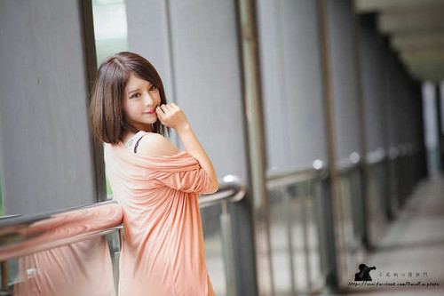 Jual Poster Models Zhang Qi Jun APC021