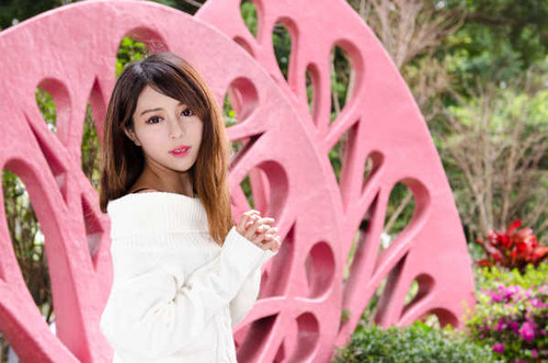 Jual Poster Models Zhang Qi Jun APC071