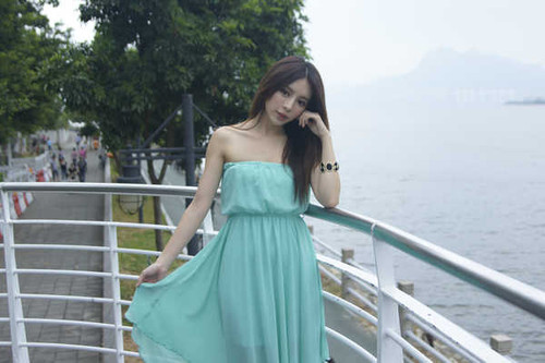 Jual Poster Models Zhang Qi Jun APC086