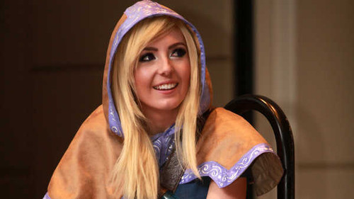 Jual Poster Women Cosplay APC340