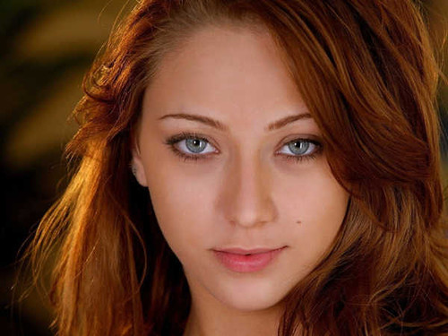 Jual Poster Women Face APC333