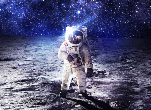 Jual Poster astronaut moon spacesuit nasa 4k WPS