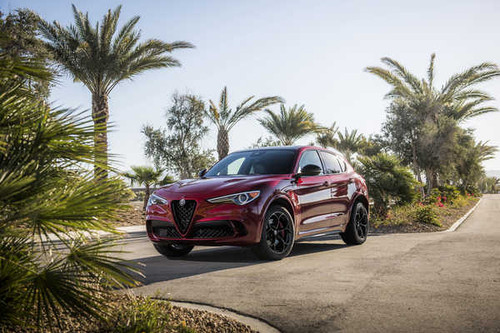 Jual Poster Alfa Romeo Alfa Romeo Stelvio Quadrifoglio APC