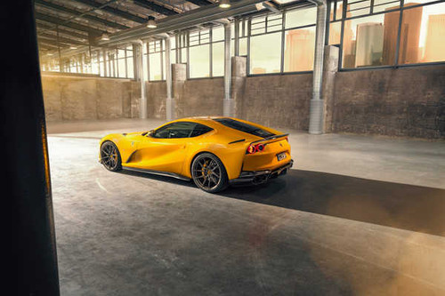 Jual Poster Ferrari Ferrari 812 Superfast APC034