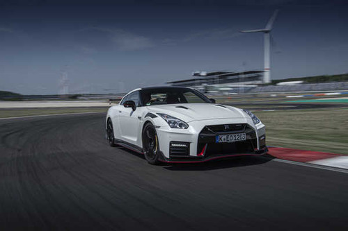 Jual Poster Nissan Nissan GT R APC016