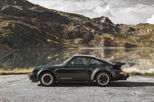 Jual Poster Porsche Porsche 911 Turbo APC040