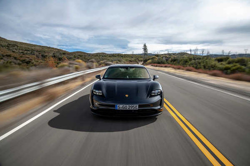 Jual Poster Porsche Porsche Taycan 4S APC016