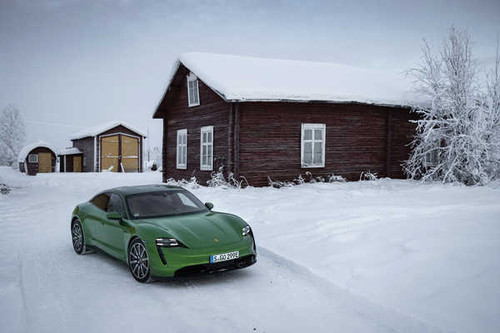 Jual Poster Porsche Porsche Taycan 4S APC038
