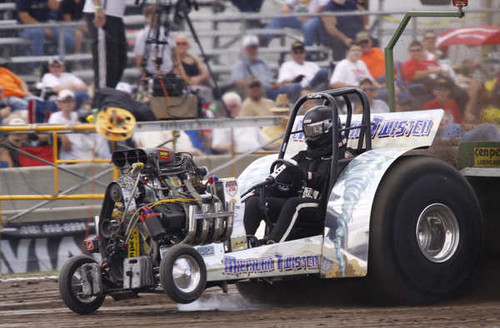 Jual Poster Tractor Vehicles Pulling Tractor APC009