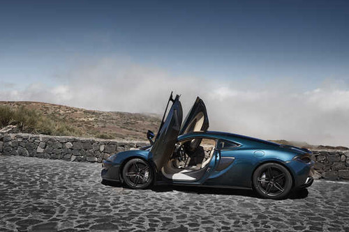 Jual Poster Vehicles McLaren 570GT APC020