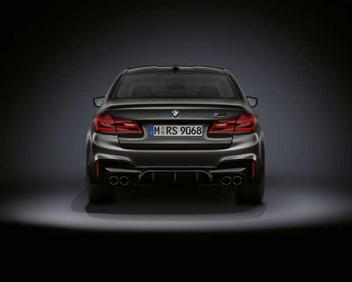 Jual Poster BMW M5 F90 2019 Edition 35 Years Back view x80001ZM Jual Poster BMW M5 F90 2019 Edition 35 Years Back view x80001ZM