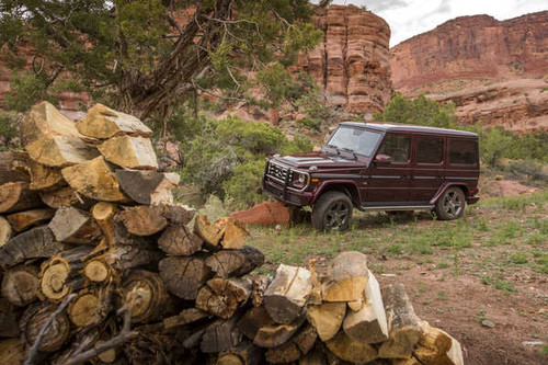 Jual Poster Mercedes Benz G Class 2016 G 550 Wine color 1ZM Jual Poster Mercedes Benz G Class 2016 G 550 Wine color 1ZM