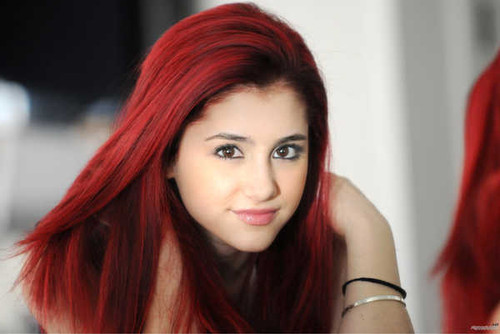 Jual Poster Actresses Ariana Grande APC006
