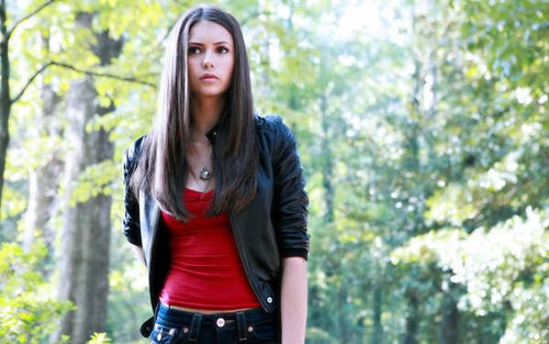 Jual Poster Actresses Nina Dobrev Brunette APC13.gif