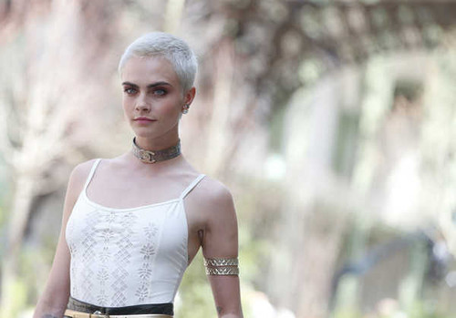 Jual Poster Models Cara Delevingne Actress Depth Of Field English Model Short Hair Smile8 APC