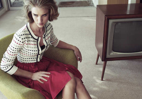 Jual Poster Models Rosie Huntington Whiteley APC016
