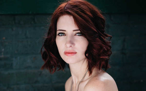 Jual Poster Models Susan Coffey American Blue Eyes Face Girl Model Short Hair4 APC