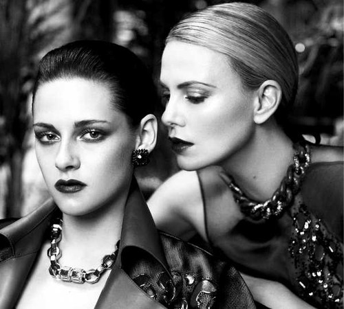 Jual Poster Wallpaper Celebrity Actor Charlize Theron Kristen Stewart APC001