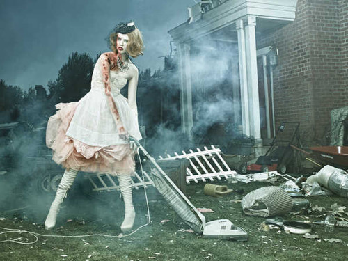 Jual Poster Wallpaper Celebrity Brittany Brown America's Next Top Model Zombie APC