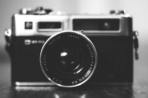 Jual Poster Black & White Camera Yashica Man Made Camera APC