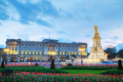 Jual Poster Buckingham Palace Building Flower London Statue Tulip United Kingdom Palaces Buckingham Palace APC