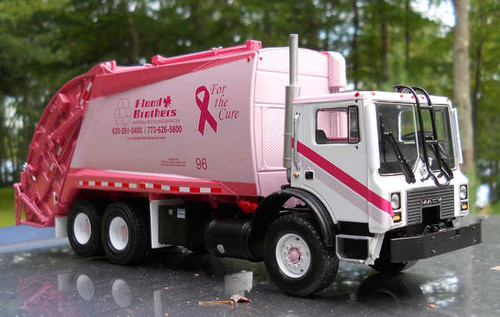 Jual Poster Garbage Truck Mack Trucks Pink Man Made Toy APC