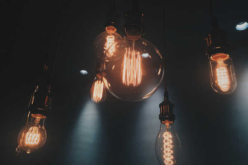 Jual Poster Light Bulb Man Made Light Bulb APC 010